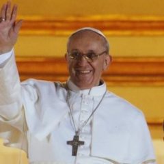 Imagem da notícia: Papa Francisco receber&aacute; 20 dentistas