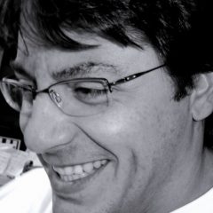 Imagem da notícia: Zsolt Kovacs, sobre a pr&oacute;tese dent&aacute;ria