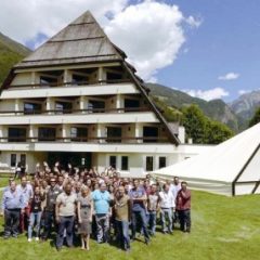 Imagem da notícia: Prot&eacute;sicos portugueses em forma&ccedil;&atilde;o &uacute;nica nos Alpes