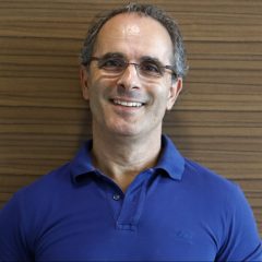 Imagem da notícia: Os alunos de hoje ainda têm de ir para o estrangeiro?