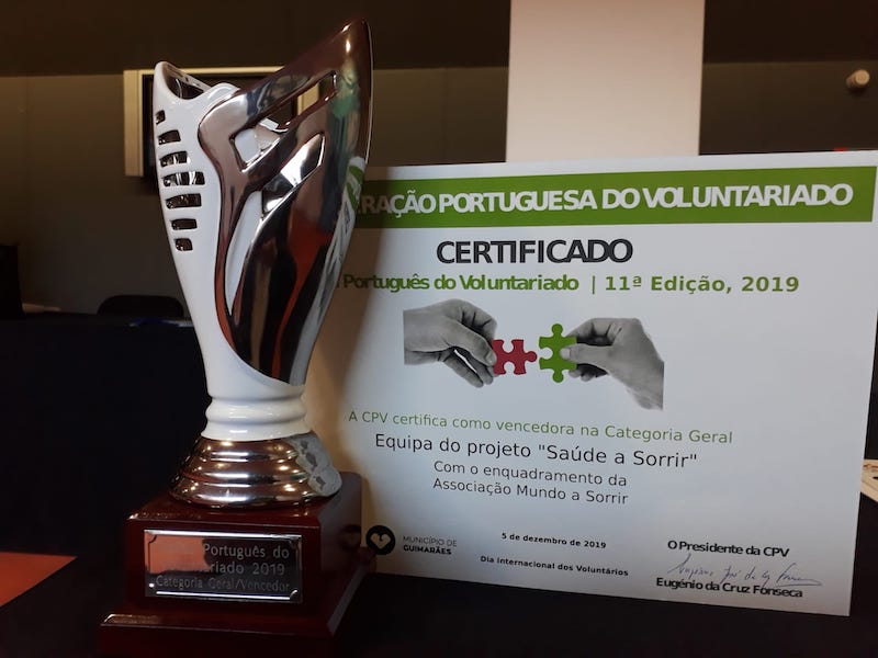 Imagem da notícia: Mundo A Sorrir recebeu Trofeu Português de Voluntariado