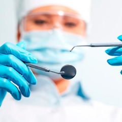 Imagem da notícia: Cirurgiões-dentistas e técnicos são os menos contaminados pela Covid-19