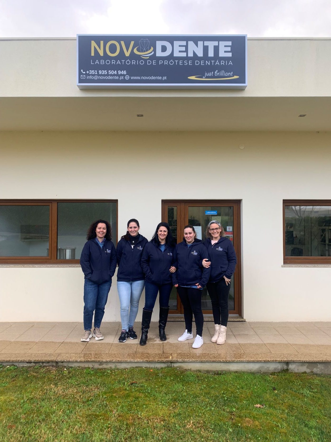 Imagem da notícia: Técnicas da Novodente falam da realidade das mulheres no universo da prótese dentária