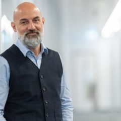 Imagem da notícia: Ivoclar celebra centenário