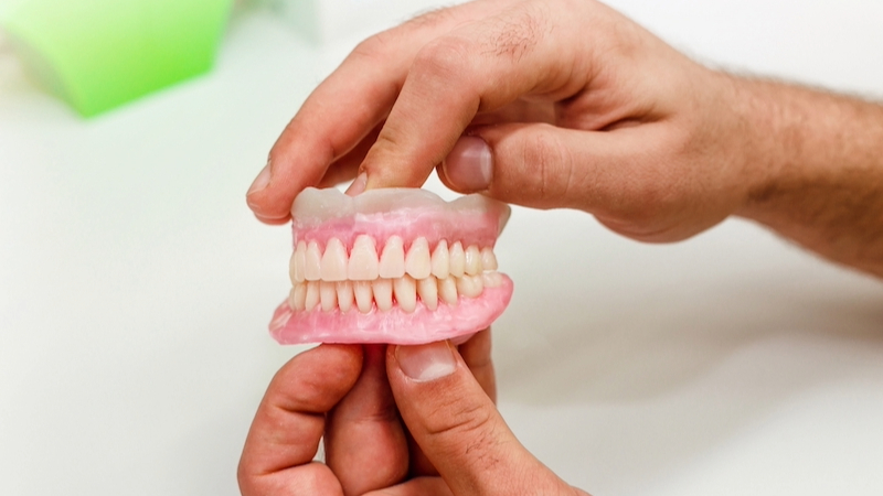 Imagem da notícia: Novo estudo sobre dentes “cultivados” em laboratório