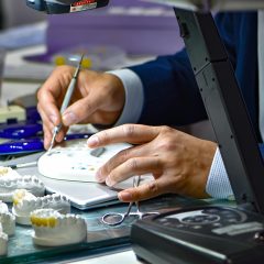 Imagem da notícia: Mercado global de próteses dentárias deverá quase duplicar